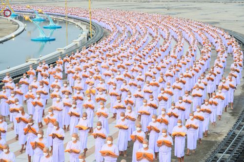 ภาพ No.64482:พิธีบรรพชาสามเณรธรรมทายาท โครงการอุปสมบทบูชาธรรมมหาปูชนียาจารย์ วันเสาร์ที่ 26 พฤศจิกายน พ.ศ. 2565 ณ วัดพระธรรมกาย จ.ปทุมธานี