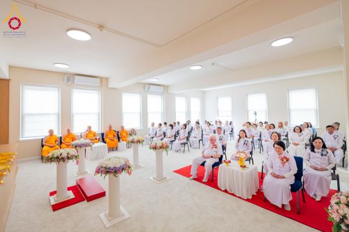 ภาพ No.319113:วันที่ 29 มีนาคม พ.ศ.2569 พิธีอัญเชิญรูปหล่อพระมงคลเทพมุนี (สด จนฺทสโร) ประดิษฐาน ณ ห้องปฏิบัติธรรม “มงคลรัตนโชติ”  วัดพระธรรมกายชิคาโก ประเทศสหรัฐอเมริกา