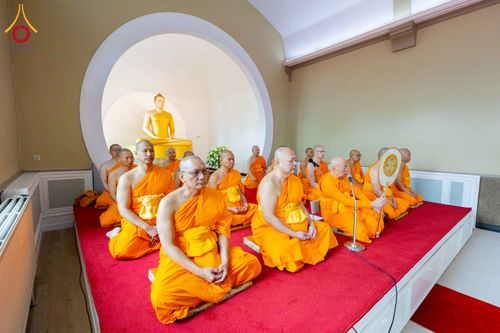 ภาพ No.336800:วันที่ 14 มิถุนายน พ.ศ. 2569 พิธีอุปสมบทธรรมทายาท นานาชาติยุโรปรุ่นที่ 11 เบลเยียม