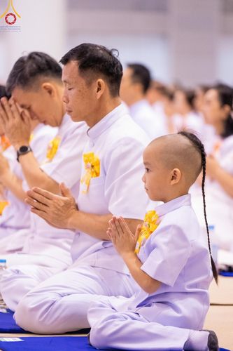 ภาพ No.160371:พิธีทอดผ้าป่าสมทบกฐินวัดพระธรรมกาย และสมทบกฐิน 30,000 วัดทั่วไทย ครั้งที่ 3 ณ สภาธรรมกายสากล วัดพระธรรมกาย วันพฤหัสบดีที่ 10 ตุลาคม พ.ศ. 2567