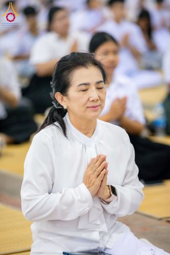 ภาพ No.308394:วันที่ 1  กุมภาพันธ์ พ.ศ. 2569 พิธีบูชาข้าวพระอาทิตย์ต้นเดือน ณ สภาธรรมกายสากล วัดพระธรรมกาย