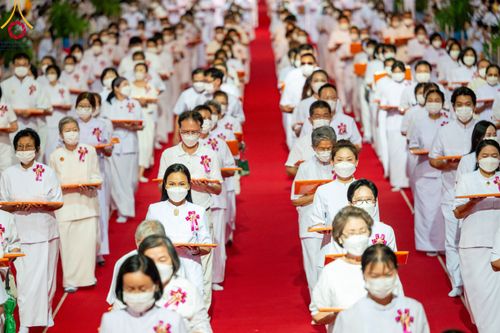 ภาพ No.90076:พิธีปฎิบัติธรรมและพิธีทอดผ้าป่าสมทบกฐินครั้งที่ 3 เนื่องใน 139 ปี วันคล้ายวันเกิดด้วยรูปกายเนื้อ พระมงคลเทพมุนี (สด จนฺทสโร) พระผู้ปราบมาร วันอังคารที่ 10 ตุลาคม พ.ศ. 2566 ณ วัดพระธรรมกาย จ.ปทุมธานี