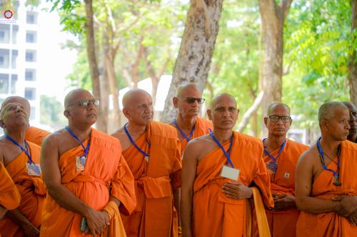 ภาพ No.319212:วันที่ 3 เมษายน พ.ศ. 2569 คณะชาวอินเดีย 47 ท่าน เข้าเยี่ยมชม วัดพระธรรมกาย