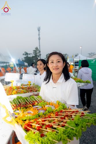 ภาพ No.295499:วันที่ 16 มกราคม พ.ศ. 2569 พิธีถวายภัตตาหารเป็นสังฆทาน แด่พระธรรมยาตรา ณ วัดโบสถ์บน ต.บางคูเวียง จ.นนทบุรี อนุสรณ์สถานลำดับที่ 4 สถานที่เกิดด้วยกายธรรม ในโครงการธรรมยาตรา กตัญญูบูชา มหาปูชนียาจารย์ พระมงคลเทพมุนี(สด จนฺทสโร) พระผู้ปราบมาร อนุสรณ์สถาน 7 แ