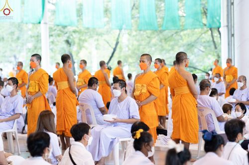 ภาพ No.63622:พิธีปลงผมนาคธรรมทายาท โครงการอุปสมบทบูชาธรรม มหาปูชนียาจารย์ประจำปี 2565 วันที่ 19 พฤศจิกายน พ.ศ. 2565 ณ สภาธรรมกายสากล วัดพระธรรมกาย