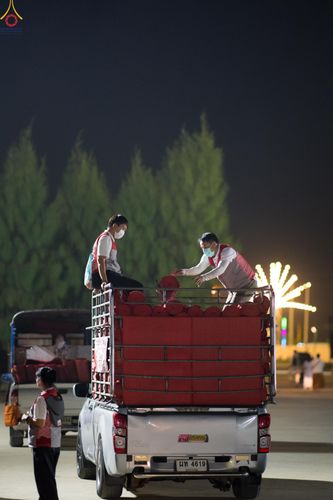 ภาพ No.306578:ภาพเบื้องหลังอาสาสมัครรวมใจ ชุดที่ 5 ในโครงการธรรมยาตรา กตัญญูบูชา มหาปูชนียาจารย์ พระมงคลเทพมุนี(สด จนฺทสโร) พระผู้ปราบมาร อนุสรณ์สถาน 7 แห่ง ปีที่ 14