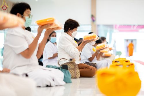 ภาพ No.65604:พิธีปลงผม และพิธีขอขมามอบผ้าไตร นาคธรรมทายาท ในโครงการอุปสมบทบูชาธรรม มหาปูชนียาจารย์ประจำปี 2565 ณ ศูนย์ปฏิบัติธรรมภาคใต้ บางกล่ำ จ.สงขลา วันที่ 19 พฤศจิกายน พ.ศ. 2565