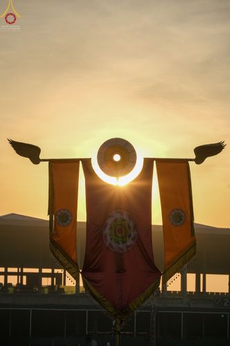 ภาพ No.68717:พิธีตักบาตรฉลองพระใหม่ วันที่ 1 มกราคม พ.ศ. 2566 ณ วัดพระธรรมกาย จ.ปทุมธานี