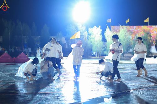 ภาพ No.119504:V.18 ทันทีม การเตรียมงาน เก็บงาน การรับบุญของเจ้าหน้าที่หน่วยงานต่างๆ เพื่อโครงการธรรมยาตรา กตัญญูบูชามหาปูชนียาจารย์ พระมงคลเทพมุนี (สด จนฺทสโร) พระผู้ปราบมาร อนุสรณ์สถาน 7 แห่ง ปีที่ 12 ระหว่างวันที่ 2 - 31 มกราคม พ.ศ.2567