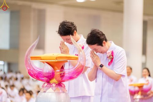 ภาพ No.154616:พิธีทอดผ้าป่าสมทบกฐินวัดพระธรรมกาย และสมทบกฐิน 30,000 วัดทั่วไทย ครั้งที่ 2 ณ สภาธรรมกายสากล วัดพระธรรมกาย วันอังคารที่ 17 กันยายน พ.ศ. 2567