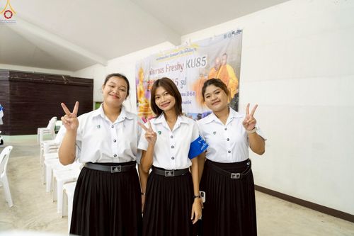 ภาพ No.243176:วันพฤหัสบดีที่ 4 กันยายน พ.ศ. 2568 เวลา 07.00-08.15 น. มหาวิทยาลัยเกษตรศาสตร์ กำแพงแสน ร่วมทำบุญตักบาตร Freshy KU85 พระสงฆ์ 85 รูป