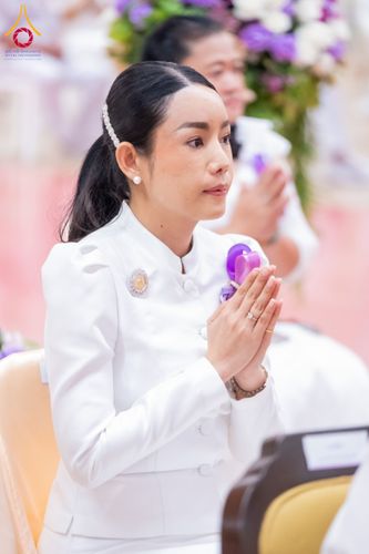 ภาพ No.207649:พิธีมอบโล่พระราชทาน สมเด็จพระกนิษฐาธิราชเจ้า กรมสมเด็จพระรัตนราชสุดาฯ สยามบรมราชกุมารี และโล่เกียรติยศโครงการตอบปัญหาธรรมะ "ทางก้าวหน้า" ครั้งที่ 42 พิธีมอบโล่วัชรเกียรติยศ โครงการตอบปัญหาศีลธรรมเพื่อสันติภาพโลก (WORLD-PEC) ครั้งที่ 18 วันที่ 12 ก.พ. 2568