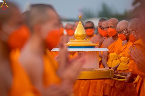 ภาพ No.129462:พิธีประดิษฐานพระบรมสารีริกธาตุ ณ มหารัตนะเจดีย์สิริปทุมสวรรค์ ศูนย์ปฏิบัติธรรมภาคใต้ อ.บางกล่ำ จ.สงขลา วันที่ 10 มีนาคม พ.ศ.2567