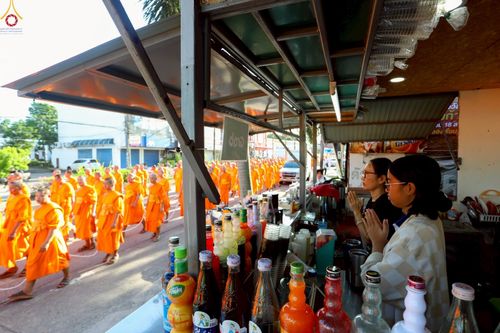 ภาพ No.248836:วันที่ 20 กันยายน พ.ศ. 2568 พิธีอัญเชิญรูปหล่อหลวงปู่วัดปากน้ำ ภาษีเจริญ จากวัดมงคลนิมิตร พระอารามหลวง เพื่อประดิษฐาน ณ วิหารพระมงคลเทพมุนี (สด จนฺทสโร)  ศูนย์ปฏิบัติธรรมภูเก็ต จ.ภูเก็ต