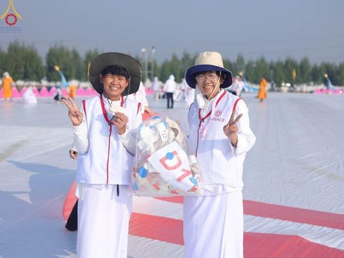 ภาพ No.206662:V.54 สารพัดV สารพัดดี ที่บางปลา ในโครงการธรรมยาตรา กตัญญูบูชา มหาปูชนียาจารย์ พระมงคลเทพมุนี(สด จนฺทสโร) พระผู้ปราบมาร อนุสรณ์สถาน 7 แห่ง ปีที่ 13 ระหว่างวันที่ 2-31 มกราคม พ.ศ. 2568