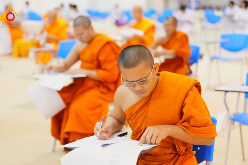ภาพ No.219816:วันที่ 22-24 เมษายน พ.ศ. 2568 สอบบาลีสนามหลวง ครั้งที่ 2 คณะสงฆ์ภาค 1 (นนทบุรี, ปทุมธานี, สมุทรปราการ) สนามสอบวัดพระธรรมกาย อำเภอคลองหลวง จังหวัดปทุมธานี
