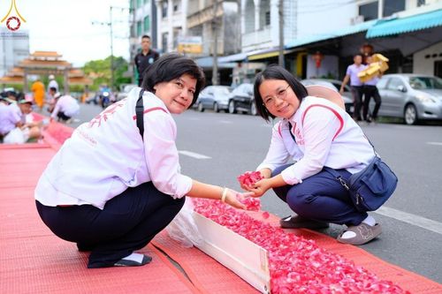 ภาพ No.128754:V.33 รวมพลังเพื่อบางกล่ำ การเตรียมงานของเจ้าหน้าที่หน่วยงานต่างๆ เพื่องานธรรมยาตราอัญเชิญพระบรมสารีริกธาตุ ประดิษฐาน ณ มหารัตนเจดีย์สิริปทุมสวรรค์ (เจดีย์อริยพุทธะ 5 พระองค์) ศูนย์ปฏิบัติธรรมภาคใต้ อ.บางกล่ำ จ.สงขลา ระหว่างวันที่ 9-10 มีนาคม พ.ศ. 2567