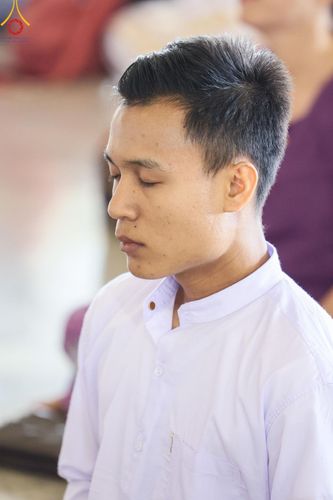 ภาพ No.177693:พิธีตักบาตรและพิธีบูชาข้าวพระ ในวันอาทิตย์ต้นเดือนที่ 1 ธันวาคม พ.ศ. 2567 ณ สภาธรรมกายสากล วัดพระธรรมกาย