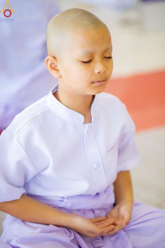 ภาพ No.215068:วันเสาร์ที่ 5 เมษายน พ.ศ. 2568 พิธีเวียนประทักษิณรอบพระมหาธรรมกายเจดีย์  พิธีวันทาเจดีย์ พิธีขอขมาและมอบผ้าไตร ในโครงการบรรพชาสามเณรฟื้นฟูพระพุทธศาสนาทั่วไทย , โครงการหน่อแก้วเปรียญธรรม รุ่นที่ 13 ,  โครงการสามเณรยุวธรรมทายาท รุ่นที่ 33 , โครงการสามเณรมั