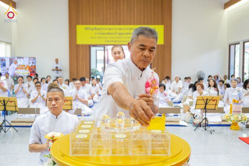 ภาพ No.336274:วันจันทร์ที่ 22 มิถุนายน พ.ศ.2569 พิธีอัญเชิญพระธรรมกาย และบรรจุพระบรมสารีริกธาตุ  ภายในเกศดอกบัวตูม องค์พระประธาน ณ อาคารสมปรารถนา วัดกลางธนรินทร์ ต.บ้านแป้ง อ.พรหมบุรี จ.สิงห์บุรี