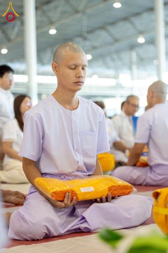 ภาพ No.277419:วันเสาร์ที่ 6 ธันวาคม พ.ศ. 2568 พิธีบรรพชาอุปสมบทและพิธีถวายบาตร โครงการอุปสมบทบูชาธรรมมหาปูชนียาจารย์ ประจำปี พ.ศ.2568 โครงการบวชพระนานาชาติ AEC และ WAB รุ่น CEO (นักบริหาร) รุ่นที่ 5 ณ โบสถ์พระไตรปิฏก วัดพระธรรมกาย