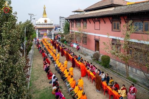 ภาพ No.209794:วันที่ 28 กุมภาพันธ์ พ.ศ.2568 พิธีเปิดโครงการบวชสามเณร พิธีถวายไทยธรรม พิธีขอขมามอบผ้าไตร  ณ เมืองปาตัน ประเทศเนปาล