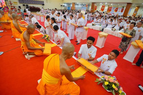 ภาพ No.173884:พิธีทอดกฐิน วัดภาวนาปีนัง ประเทศมาเลเซีย วันที่ 31 ตุลาคม พ.ศ. 2567