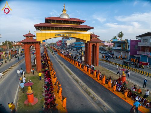 ภาพ No.132064:พิธีต้อนรับ พระ-สามเณร ธรรมยาตรา ในโครงการบรรพชา 1,250 รูป ณ แดนประสูติ สวนลุมพินี ประเทศเนปาล วันที่ 16-17 มีนาคม พ.ศ. 2567