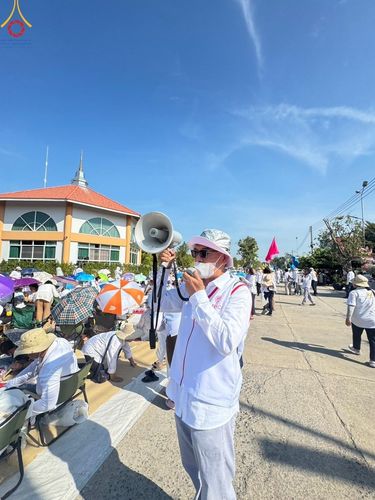 ภาพ No.204043:V.52 สารพัดV สารพัดดี ที่วัดสองพี่น้อง ในโครงการธรรมยาตรา กตัญญูบูชา มหาปูชนียาจารย์ พระมงคลเทพมุนี(สด จนฺทสโร) พระผู้ปราบมาร อนุสรณ์สถาน 7 แห่ง ปีที่ 13 ระหว่างวันที่ 2-31 มกราคม พ.ศ. 2568