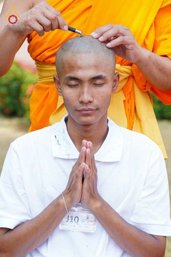 ภาพ No.75786:พิธีตัดปอยผม และ ปลงผมนาคธรรมทายาท ในโครงการบรรพชาสามเณรหมู่ครั้งที่ 3 วันที่ 9 กุมภาพันธ์ พ.ศ. 2566 ณ วัดเบงกาลี เมืองคากาจารี ประเทศบังกลาเทศ