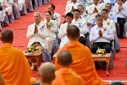 ภาพ No.126067:พิธีทำบุญเมืองนครราชสีมา ฉลอง 556 ปี ตักบาตรพระ 10,000 รูป ในวันเสาร์ที่ 2 มีนาคม พ.ศ.2567 ณ อนุสาวรีย์ท้าวสุรนารี จ.นครราชสีมา จัดโดย คณะสงฆ์จังหวัดนครราชสีมา ร่วมกับสำนักงานจังหวัดนครราชสีมา