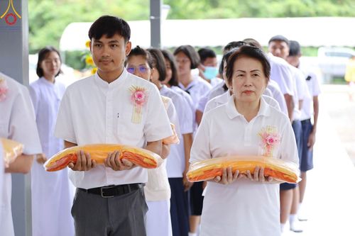 ภาพ No.94698:พิธีทอดกฐินสามัคคี สร้างกุฏิสงฆ์หลังแรก ณ ศูนย์ปฏิบัติธรรมและอบรมเยาวชนเมืองยะลา (ถนนเวฬุวัน ซอยเศรษฐี) วันที่ 15 พฤศจิกายน พ.ศ. 2566