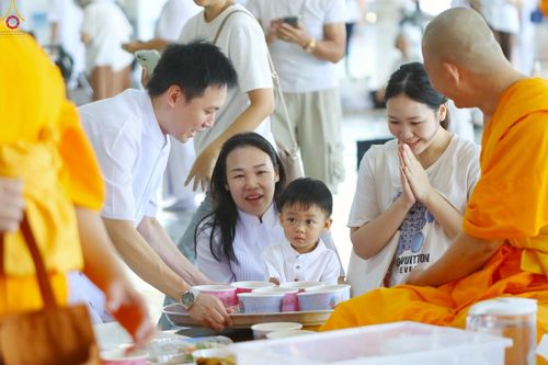 ภาพ No.237979:วันเสาร์ที่ 9 สิงหาคม พ.ศ. 2568 (วันพระ ขึ้น 15 ค่ำ เดือน 9) พิธีบุพเปตพลี ครั้งที่ 168 ร่วมอุทิศบุญแด่หมู่ญาติที่ล่วงลับไปแล้ว และสืบทอดอายุพระพุทธศาสนา ณ หอฉันคุณยายอาจารย์ฯ วัดพระธรรมกาย