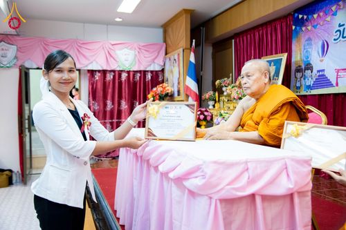 ภาพ No.184386:กิจกรรมวันรวมพลังเด็กดี V-Star ผู้นำฟื้นฟูศีลธรรมโลก ในวันที่ 11 ธันวาคม พ.ศ. 2567 ณ วิทยาลัยเทคโนโลยีบริหารธุรกิจ จังหวัดชัยภูมิ