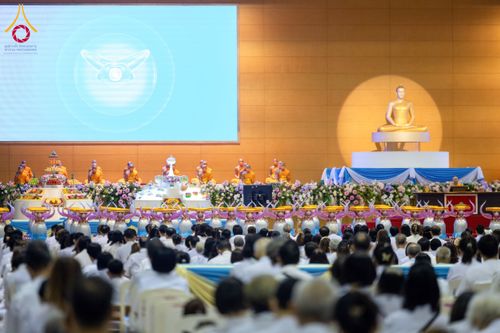 ภาพ No.134068:พิธีบูชาข้าวพระ  ในวันอาทิตย์ต้นเดือนที่ 7 เมษายน พ.ศ. 2567 ณ วัดพระธรรมกาย จ.ปทุมธานี