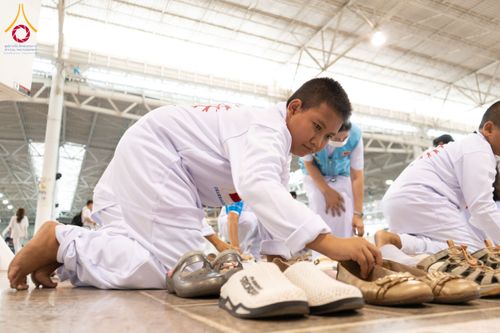 ภาพ No.126648:พิธีบูชาข้าวพระ ในวันอาทิตย์ต้นเดือนที่ 3 มีนาคม พ.ศ. 2567 ณ วัดพระธรรมกาย จ.ปทุมธานี