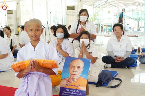 ภาพ No.134867:พิธีตัดปอยผม พิธีขอขมารับผ้าไตร พิธีบรรพชา และพิธีถวายบาตร ในโครงการบรรพชาสามเณร ฟื้นฟูพระพุทธศาสนาทั่วไทย  ณ ศูนย์ปฏิบัติธรรมและศูนย์อบรมเยาวชนเพชรบุรี ต.ท่าแลง อ.ท่ายาง จ.เพชรบุรี