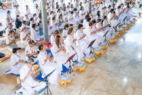 ภาพ No.189337:พิธีทอดผ้าป่าทำนุบำรุงศาสนสถาน ในโครงการธรรมยาตรา กตัญญูบูชา มหาปูชนียาจารย์ พระมงคลเทพมุนี(สด จนฺทสโร) พระผู้ปราบมาร อนุสรณ์สถาน 7 แห่ง ปีที่ 13 ณ วัดใหม่นพรัตน์  ต.เนินพระปรางค์ อ.สองพี่น้อง จ.สุพรรณบุรี วันที่ 5 มกราคม พ.ศ. 2568