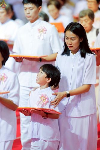 ภาพ No.243951:วันอาทิตย์ที่ 7 กันยายน พ.ศ. 2568 พิธีทอดผ้าป่าสมทบกฐินวัดพระธรรมกาย และสมทบกฐิน 30,000 วัดทั่วไทย ครั้งที่ 2 ณ ห้องแก้วสารพัดนึก 1 วัดพระธรรมกาย