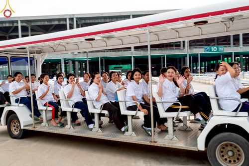 ภาพ No.218406:วันที่ 14-15 เมษายน พ.ศ. 2568 การเตรียมงานเครื่องเสียง , การเตรียมงานติดผ้ารับประเคน , การเตรียมงานเครื่องนอนพระสังฆาธิการ , การเตรียมงานจุดนั่งสาธุชน , การเตรียมงานถุงน้ำถ่วงน้ำหนักโต๊ะ , การเตรียมงานภาชนะฉันภัตตาหาร เพื่องานวันคุ้มครองโลก 22 เมษายน พ.ศ