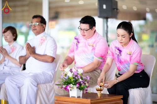 ภาพ No.156172:พิธีถวายสังฆทานแด่คณะสงฆ์ 323 วัด 4 จังหวัดชายแดนภาคใต้ ปีที่ 20 ครั้งที่ 173 พิธีมอบกองทุนหนุนแรงใจช่วยครูใต้ ปีที่ 17 ครั้งที่ 137 วันเสาร์ที่ 21 กันยายน พ.ศ.2567 ณ ศูนย์ปฏิบัติธรรมภาคใต้ อ.บางกล่ำ จ.สงขลา