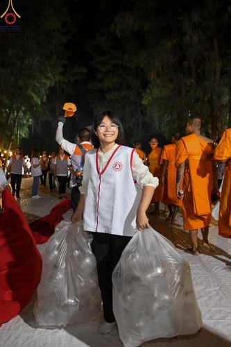 ภาพ No.108286:V.5 ทุ่มพลัง การเตรียมงาน เก็บงาน การรับบุญของเจ้าหน้าที่หน่วยงานต่างๆ เพื่อโครงการธรรมยาตรา กตัญญูบูชามหาปูชนียาจารย์ พระมงคลเทพมุนี (สด จนฺทสโร) พระผู้ปราบมาร อนุสรณ์สถาน 7 แห่ง ปีที่ 12 ระหว่างวันที่ 2 - 31 มกราคม พ.ศ. 2567