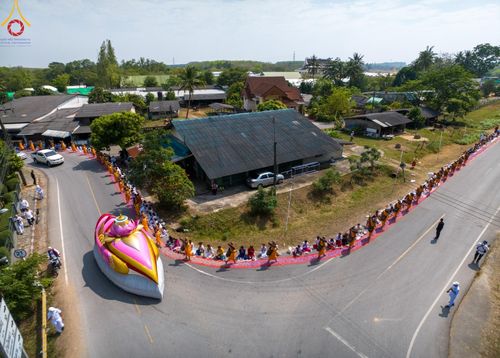 ภาพ No.129027:พระธรรมยาตราเดินธรรมยาตรา ณ ชุมชนรอบศูนย์ปฏิบัติธรรมภาคใต้ อ.บางกล่ำ จ.สงขลา วันที่ 10 มีนาคม พ.ศ. 2567