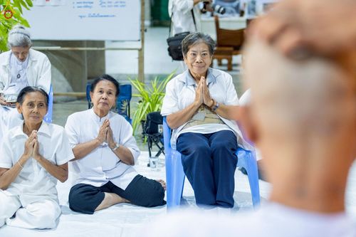 ภาพ No.242979:วันที่ 31 สิงหาคม พ.ศ. 2568 พิธีตัดปอยผมและปลงผม โครงการอุปสมบทหมู่บูชาธรรม ครบรอบ 108 ปี วันครูผู้ค้นพบวิชชาธรรมกาย ณ วัดพระธรรมกาย