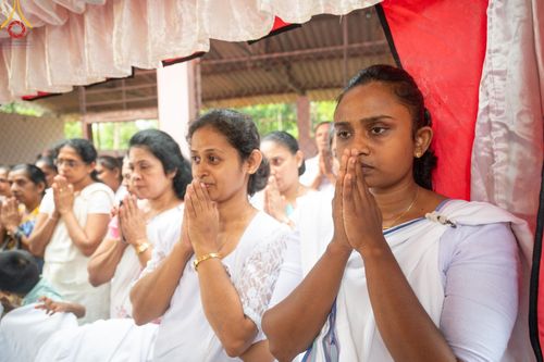 ภาพ No.140163:PhotoStory มหาศรัทธา ธรรมยาตราศรีลังกา EP.3  โครงการสยาม-ลังกา ธรรมยาตรา ฉลองเทศกาลวิสาขบูชาแห่งชาติ ศรีลังกา  บูชาธรรม 80 ปีหลวงพ่อธัมมชโย เส้นทางจาก เมืองดัมบูลลา ไปยัง เมืองมาตะเล  ตั้งแต่วันที่ 17-20 พฤษภาคม พ.ศ. 2567