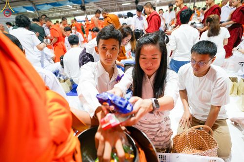 ภาพ No.140868:พิธีตักบาตรพระ 500 รูป ปีที่ 9 ณ ธุดงคสถานล้านนา อำเภอสันทราย จังหวัดเชียงใหม่ วันอาทิตย์ที่ 9 มิถุนายน พ.ศ. 2567