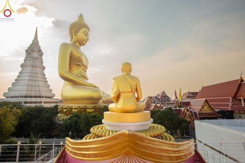 ภาพ No.119187:พิธีจุดประทีปถวายเป็นพุทธบูชา และบูชาธรรมมหาปูชนียาจารย์ พระมงคลเทพมุนี(สด จนฺทสโร) ในโครงการธรรมยาตราฯ วันที่ 26 มกราคม พ.ศ. 2567 ณ อาคารธรรมยาตรา กตัญญูบูชามหาปูชนียาจารย์ ตรงข้ามวัดปากน้ำภาษีเจริญ จ.กรุงเทพมหานคร