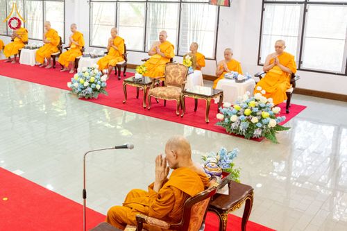 ภาพ No.276712:วันเสาร์ที่ 6 ธันวาคม พ.ศ. 2568 พิธีมุทิตาสักการะ เนื่องในโอกาสที่พระเดชพระคุณพระพรหมดิลก เจ้าอาวาสวัดสามพระยา วรวิหาร เมตตาเป็นประธานในพิธีตั้งฐานานุกรมใน พระราชวิเทศวชิรเวที (บัณฑิต วรปญฺโญ) ผู้ช่วยเจ้าอาวาสวัดพระธรรมกาย (ไวโรจน์ วิโรจโน) ผู้ช่วยเจ้าอา