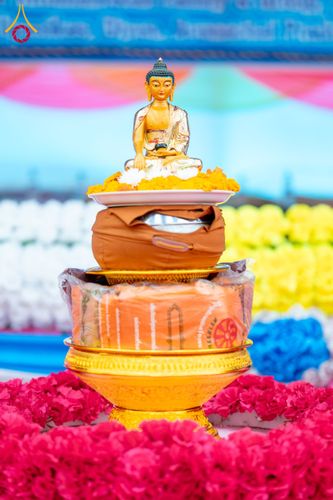 ภาพ No.176198:พิธีทอดกฐินสมทบ โดยมูลนิธิธรรมกาย ในนามหลวงพ่อธัมมชโย ณ วัดสัทธนารามา บานา วิหาร เมืองไดยุน รัฐอรุนาจาลประเทศ ประเทศอินเดีย วันที่ 15 พฤศจิกายน พ.ศ. 2567