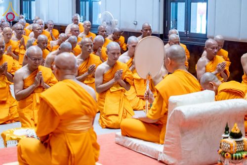 ภาพ No.277752:วันเสาร์ที่ 6 ธันวาคม พ.ศ. 2568 พิธีบรรพชาอุปสมบทและพิธีถวายบาตร โครงการอุปสมบทบูชาธรรมมหาปูชนียาจารย์ ประจำปี พ.ศ.2568 โครงการบวชพระนานาชาติ AEC และ WAB รุ่น CEO (นักบริหาร) รุ่นที่ 5 ณ มหาธรรมกายเจดีย์ วัดพระธรรมกาย